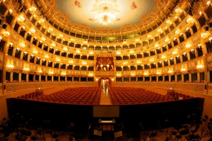 Teatro la Fenice foto - capodanno venezia e provincia