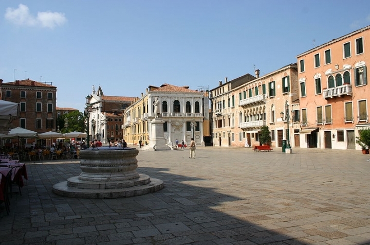 Campo Santo Stefano foto - capodanno venezia e provincia